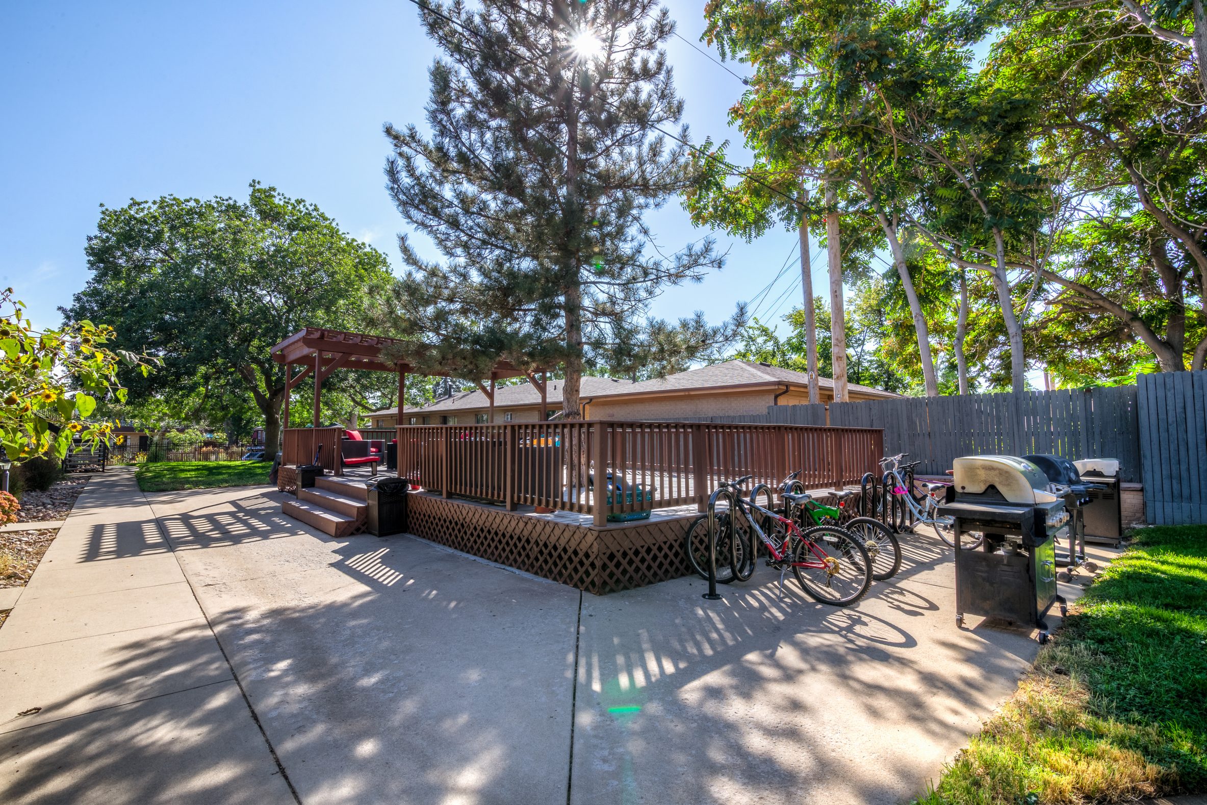 Clay Street Apartments Cornerstone Apartments